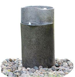 Chine Fontaines de jardin de pierre de fonte formées par cylindre/grandes fontaines extérieures  fournisseur