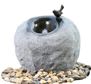 Chine Fontaines extérieures modernes matérielles de ciment, fontaines de jardin de pierre de couleur de roche fournisseur
